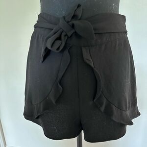 Black tie waist shorts